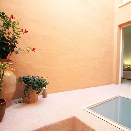Dimora San Leuci By Lovesud Bed & Breakfast *